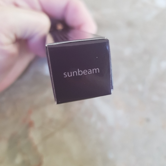 NIB Tarte Shape Tape Glow Wand - Picture 7 of 8